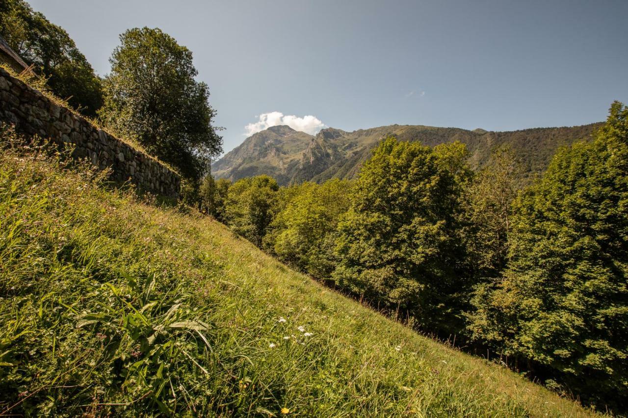 Granges LASCOSTES isolées et insolites en montagne à Loudenvielle dans les HAUTES-PYRENEES du dimanche au dimanche en principe néanmoins pour des séjours entre 4 et 7 nuits contactez-nous par la messagerie Exterior foto
