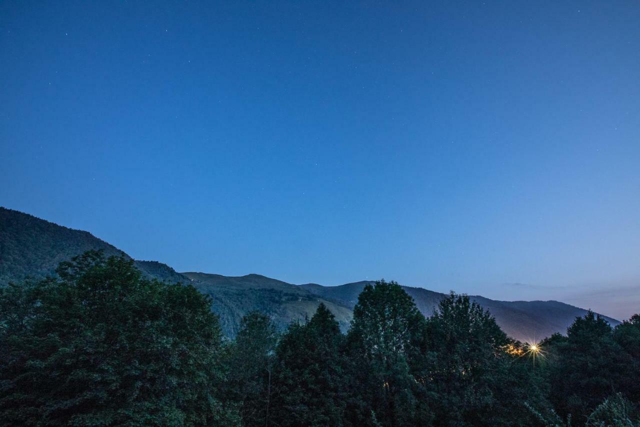 Granges LASCOSTES isolées et insolites en montagne à Loudenvielle dans les HAUTES-PYRENEES du dimanche au dimanche en principe néanmoins pour des séjours entre 4 et 7 nuits contactez-nous par la messagerie Exterior foto